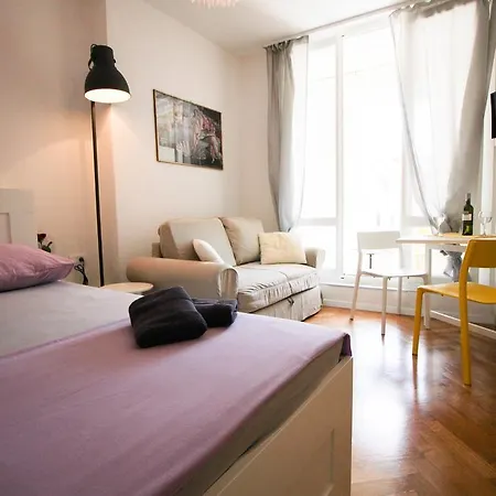 Luxury Living Σπλιτ